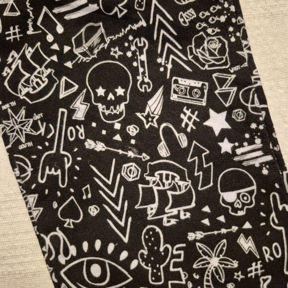 Amy Coe boys size 4T black and white skull magic eye, multi design joggers NWOT - Picture 2 of 5
